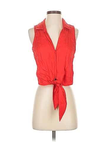 L'Agence Sleeveless Button-Down Shirt (view 1)