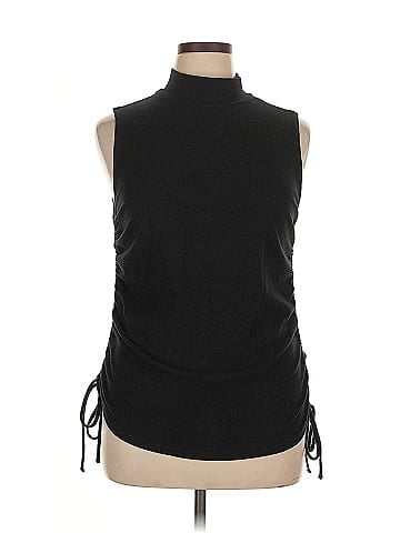 BB Dakota by Steve Madden Sleeveless Top (view 1)