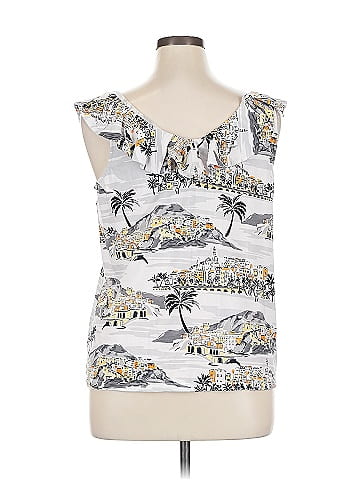 Crown & Ivy Sleeveless T-Shirt (view 2)