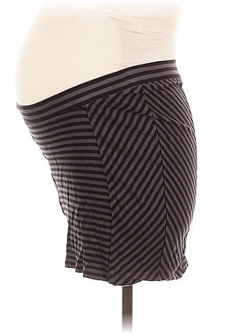 A Pea in the Pod Casual Skirt (view 1)