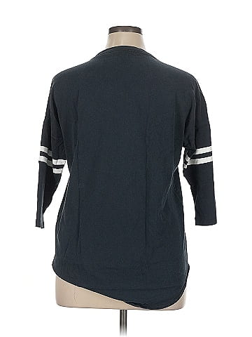 Nike 3/4 Sleeve Top (view 2)