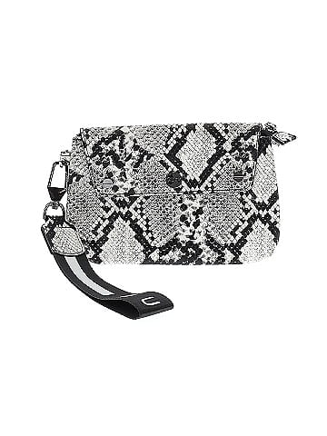 Quay Wristlet (view 1)