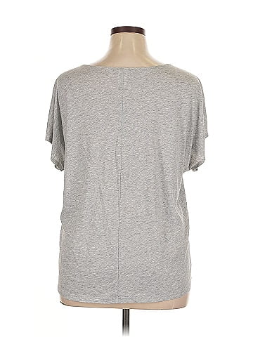 Victoria Sport Short Sleeve Top (view 2)