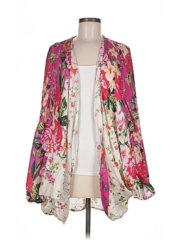 Floreat Kimono (view 1)
