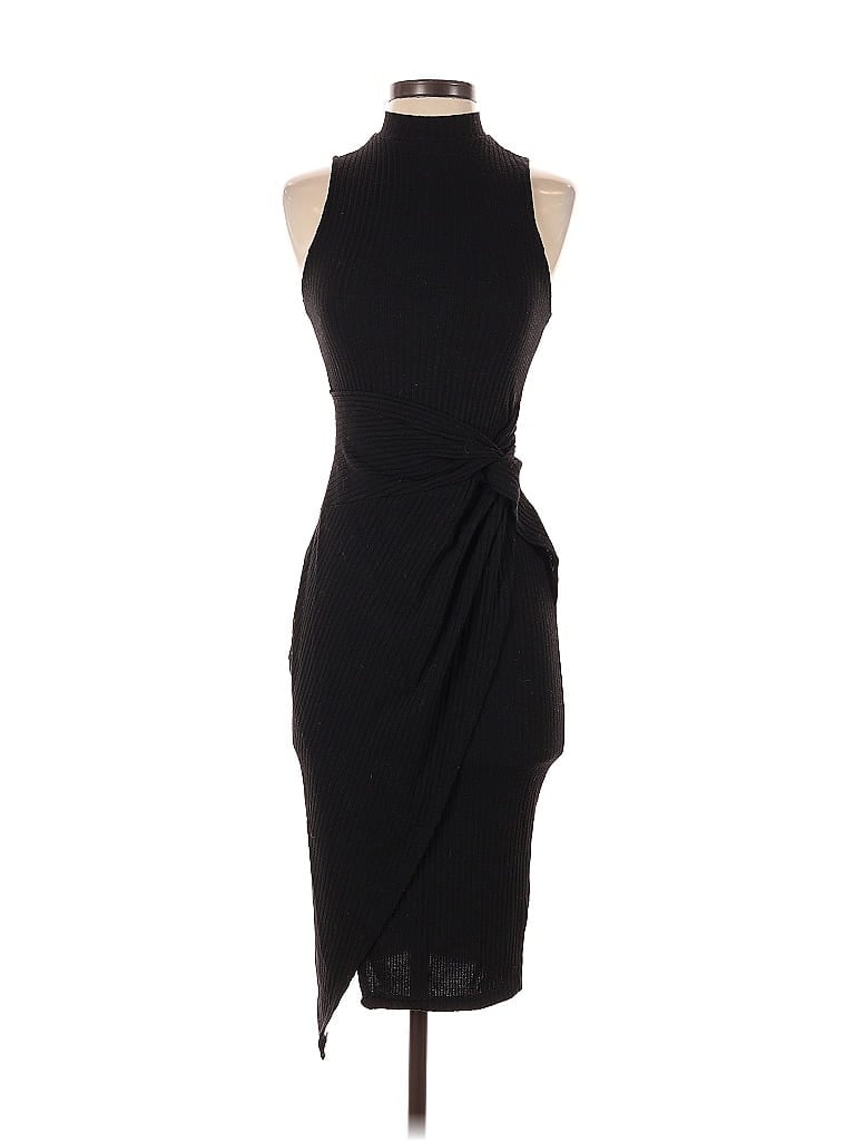 Click to view more detailed imagery on our partner's website Pre-owned Forever 21 Cocktail Dress In Black