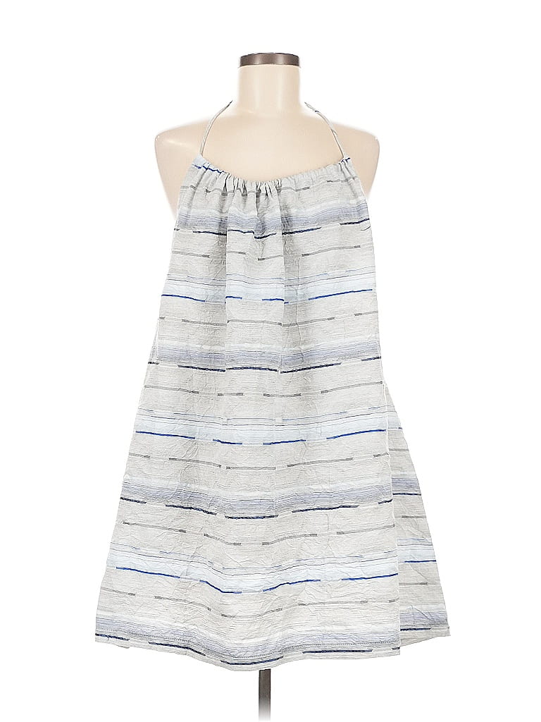 Click to view more detailed imagery on our partner's website Pre-owned Koché Sleeveless Top Silver Halter Neckline Tops