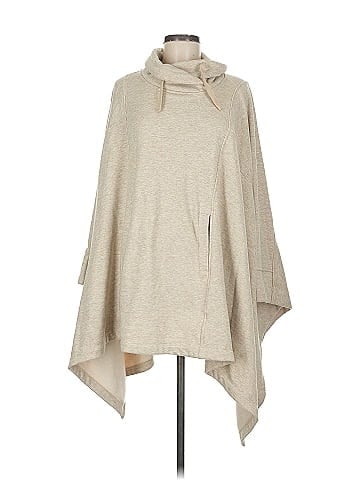 Ugg Poncho (view 1)