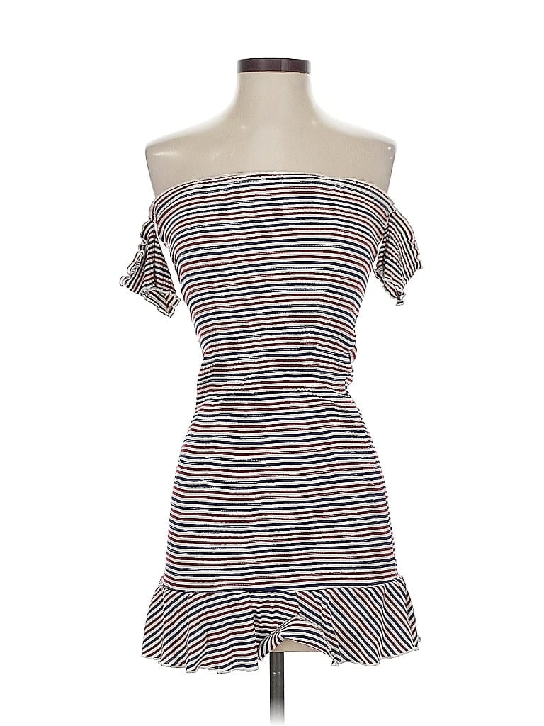 Pre-owned Vici Casual Dress In Red