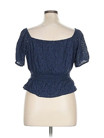 Abercrombie & Fitch Short Sleeve Top (view 2)