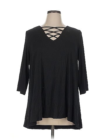 Karen Kane 3/4 Sleeve Top (view 1)