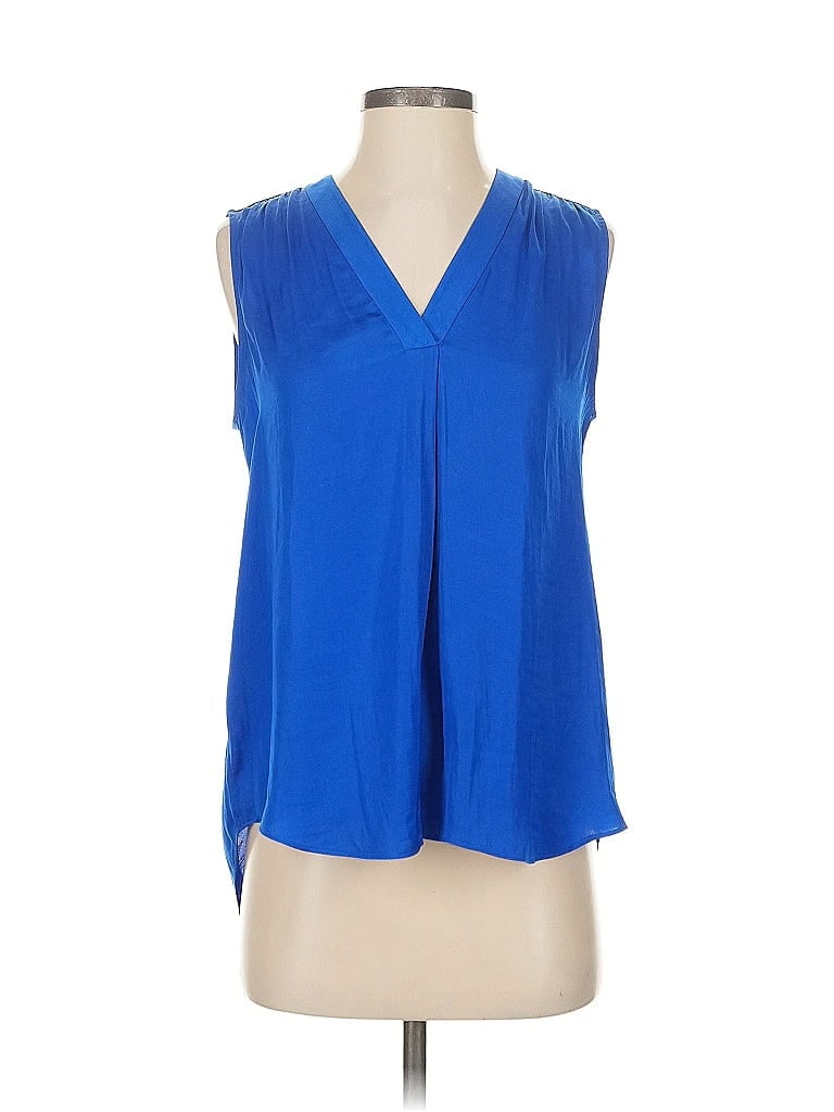 Pre-owned Vince Camuto Sleeveless Blouse In Blue