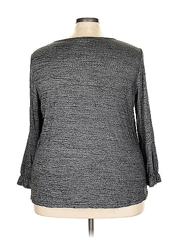 BLOOMCHIC Pullover Sweater (view 2)