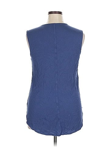 Amazon Essentials Sleeveless Top (view 2)