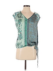 Tiny Sleeveless Blouse