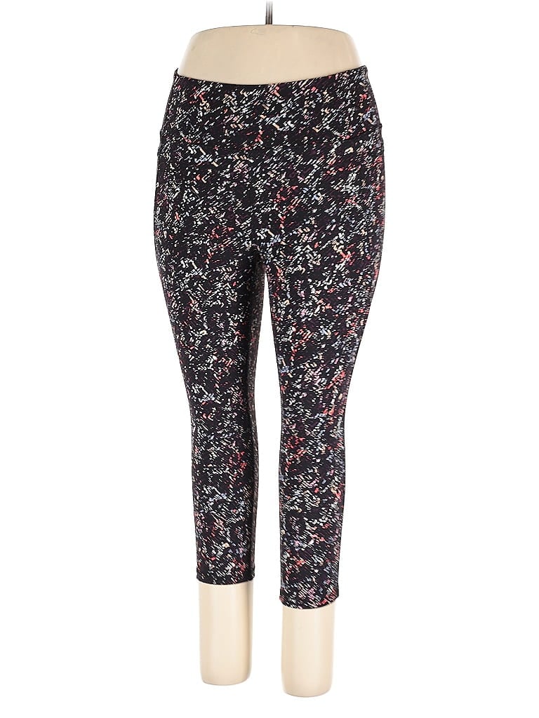 Pre-owned Livi Active Pants In Black