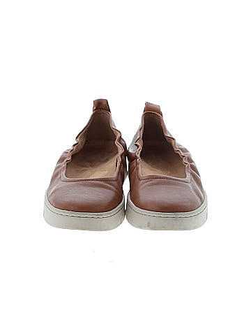 Vionic Sneakers (view 2)