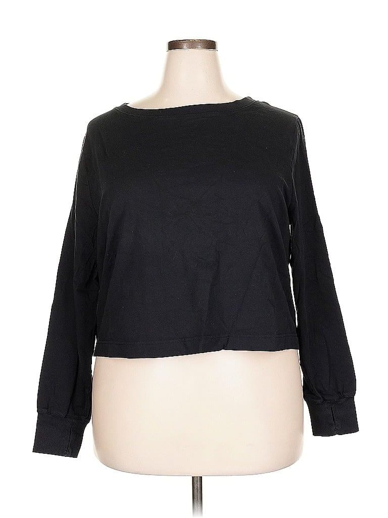 Pre-owned All In Motion Pullover Sweater In Black