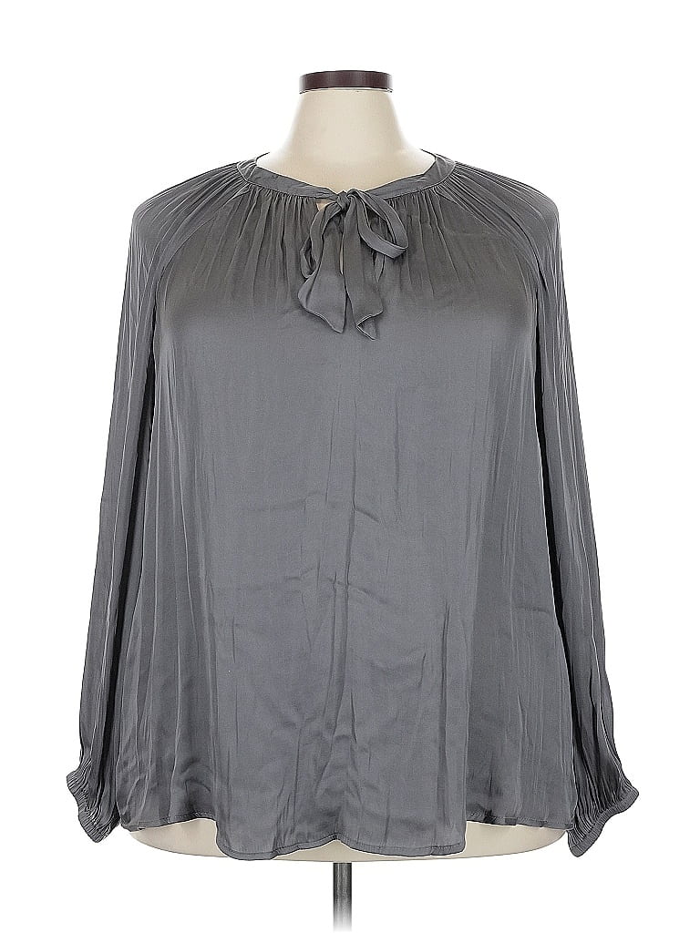 Pre-owned Torrid Long Sleeve Blouse In Gray