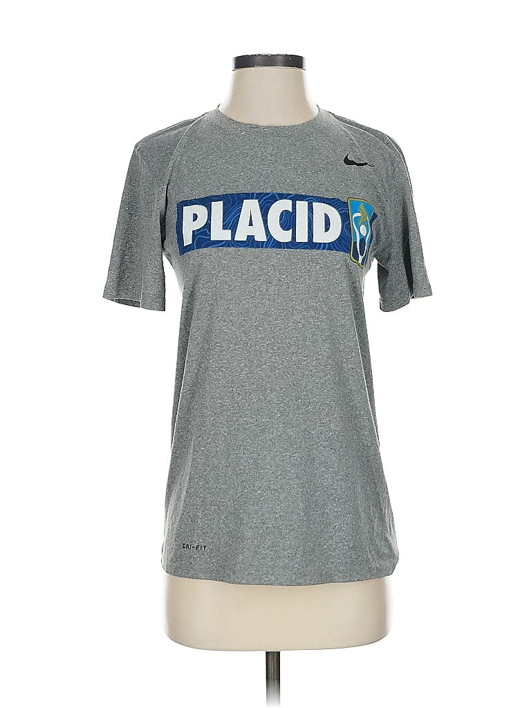 Pre-owned Nike Active T-shirt In Gray