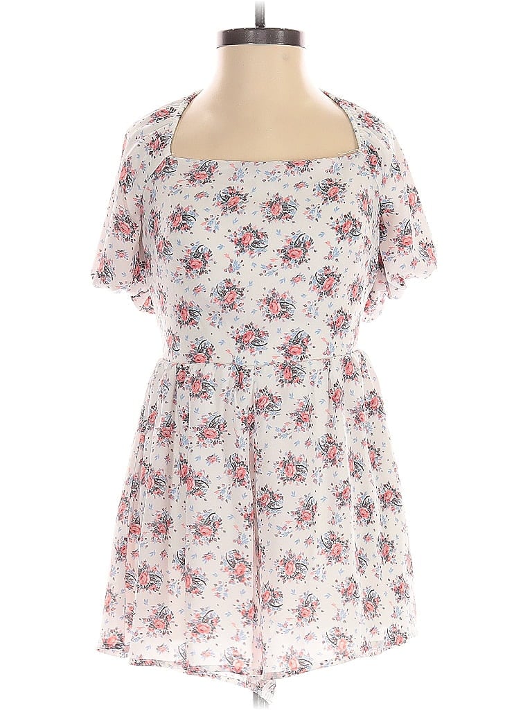 Pre-owned Altar'd State Casual Dress In White