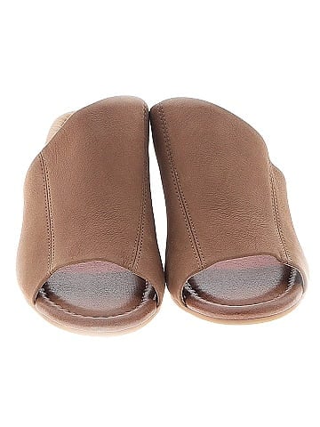 Lucky-13 Heels (view 2)