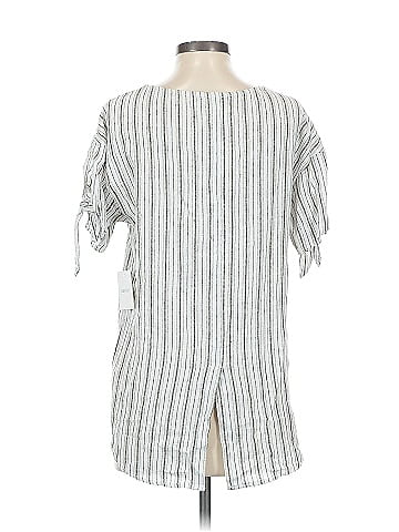 Ellen Tracy Short Sleeve Blouse (view 2)