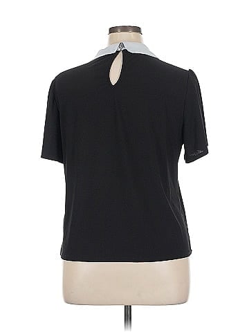 CeCe Short Sleeve Blouse (view 2)