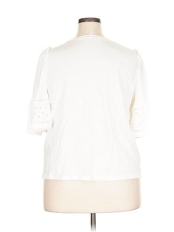 Crown & Ivy 3/4 Sleeve Top (view 2)