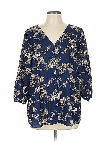 BLOOMCHIC 3/4 Sleeve Blouse (view 1)