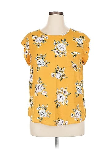 Alice Blue Short Sleeve Blouse (view 1)