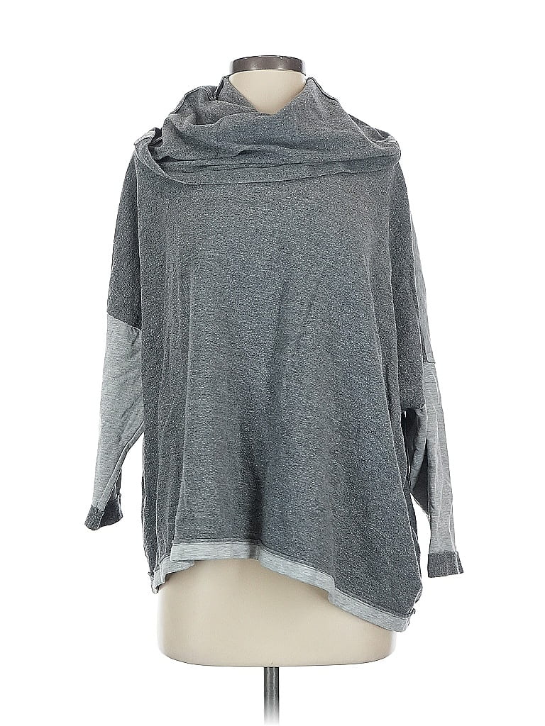 Pre-owned Cabi Poncho In Gray