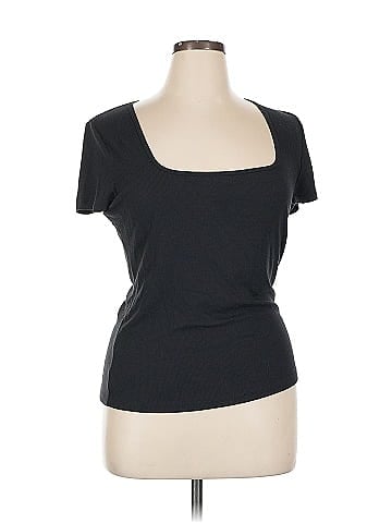 Abercrombie & Fitch Short Sleeve T-Shirt (view 1)