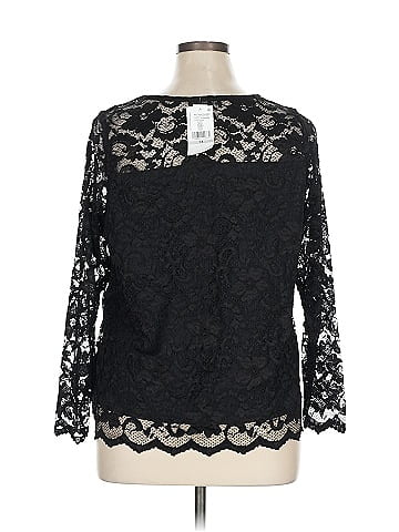 Karen Kane 3/4 Sleeve Top (view 2)