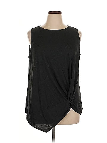 BLOOMCHIC Sleeveless T-Shirt (view 1)