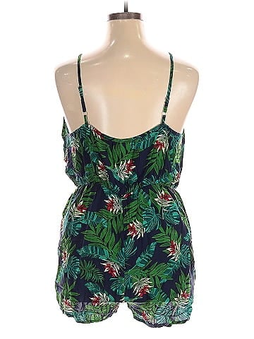 BLOOMCHIC Romper (view 2)