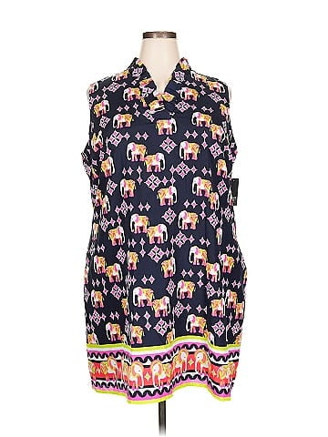 Crown & Ivy Casual Dress (view 1)