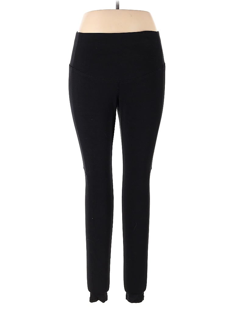 Pre-owned Livi Active Pants In Black
