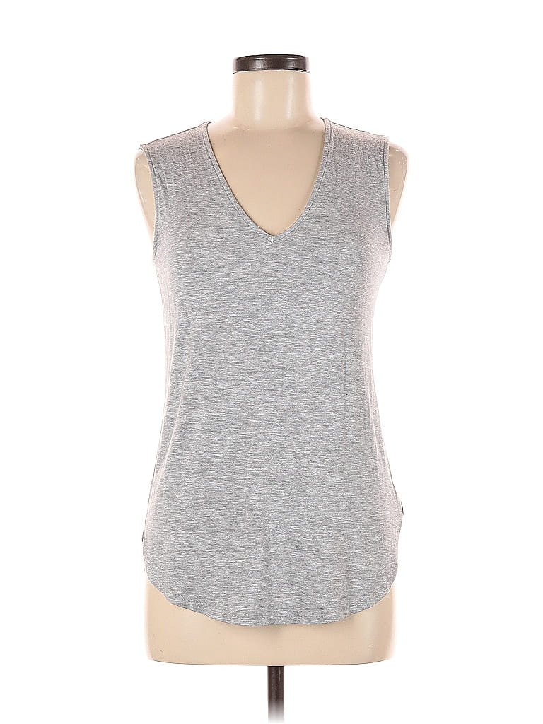 Pre-owned Amazon Essentials Sleeveless T-shirt In Gray