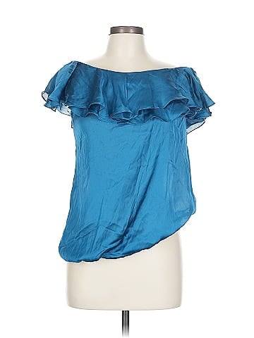 Pepper Sleeveless Blouse (view 1)