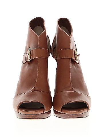 MICHAEL Michael Kors Ankle Boots (view 2)