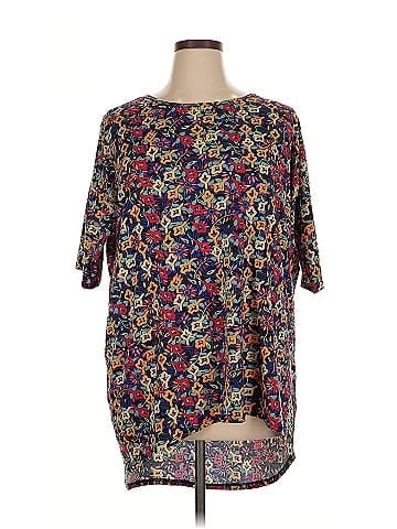 Lularoe 3/4 Sleeve T-Shirt (view 1)