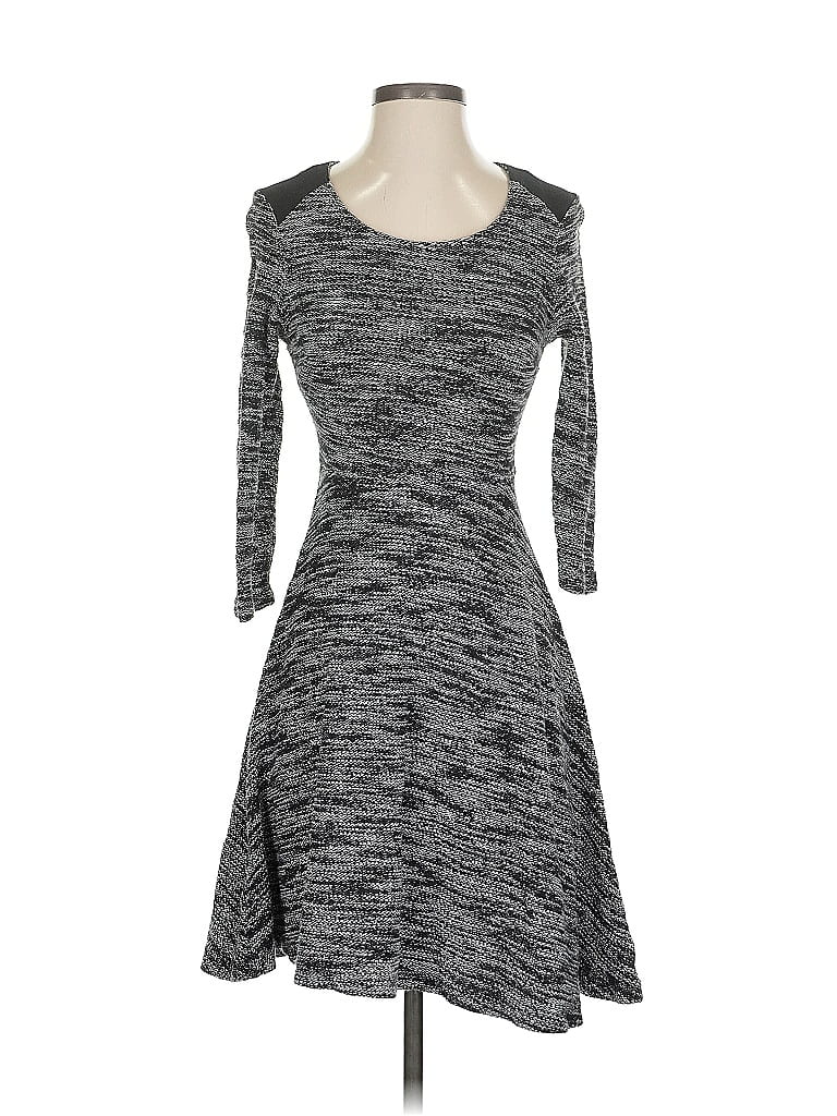 Pre-owned Old Navy Casual Dress In Gray