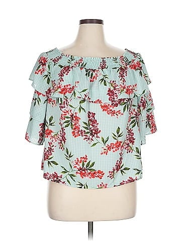 14th & Union Short Sleeve Blouse (view 1)