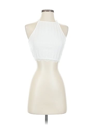 colsie Tank Top (view 1)