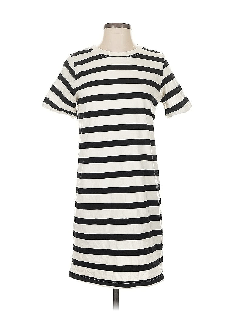 Pre-owned H&m Casual Dress In White