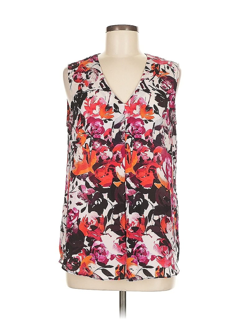 Click to view more detailed imagery on our partner's website Pre-owned Rose + Olive Sleeveless T-shirt In Pink