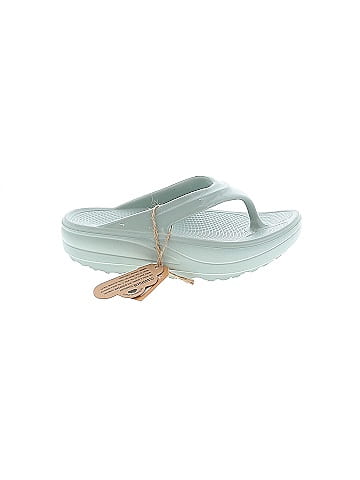 Project Cloud Flip Flops (view 1)
