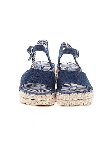 Karen Scott Wedges (view 2)