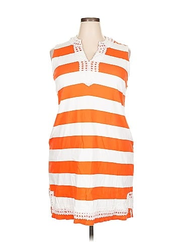 Crown & Ivy Casual Dress (view 1)