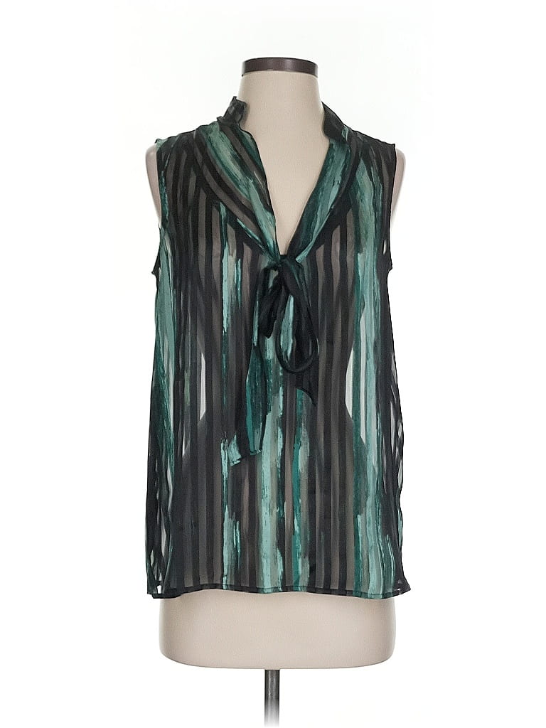 Pre-owned Daisy Fuentes Sleeveless Blouse In Blue